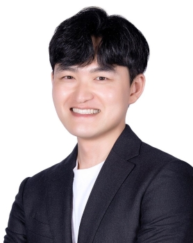 최윤석 사진